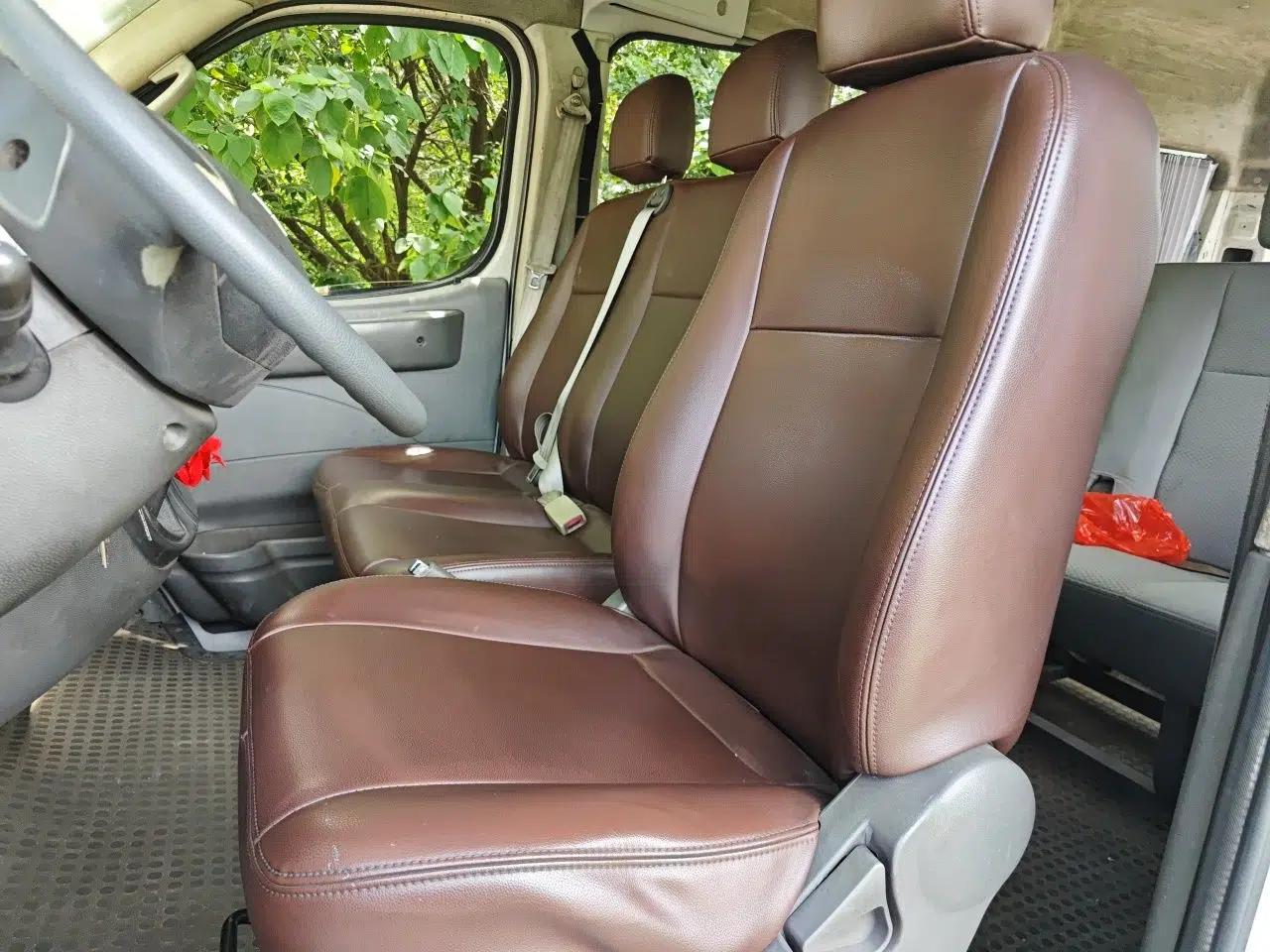 SAIC MAXUS Xintu V80 2012 2.5T Mid-Roof Value-Added Logistics Version E — миниатюра 15