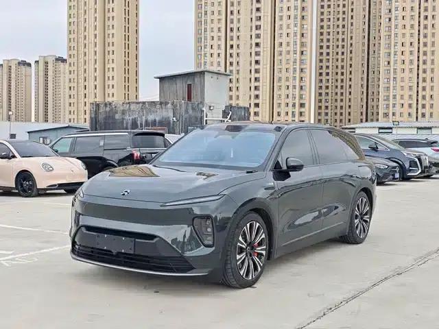 NIO ES8 2023 75kWh Executive Edition