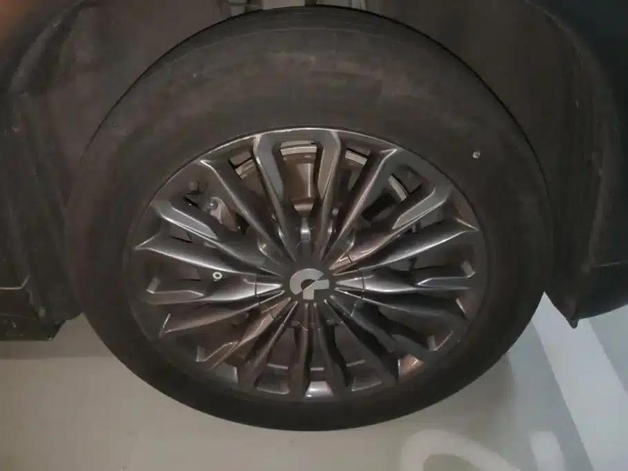 NIO ES8 2020 Model 580KM Six-Seater — миниатюра 6