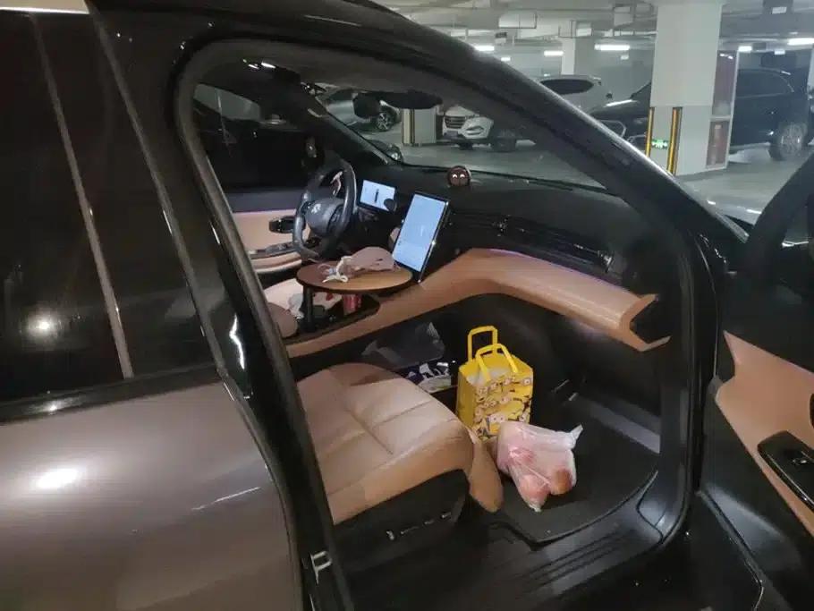 NIO ES8 2020 Model 580KM Six-Seater — миниатюра 8