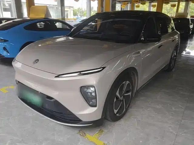NIO ES8 2024 Model 100kWh