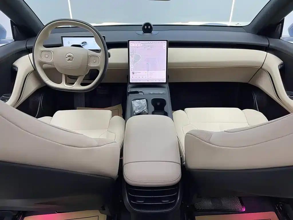 NIO ET5T 2024 Model 75kWh Touring — миниатюра 22