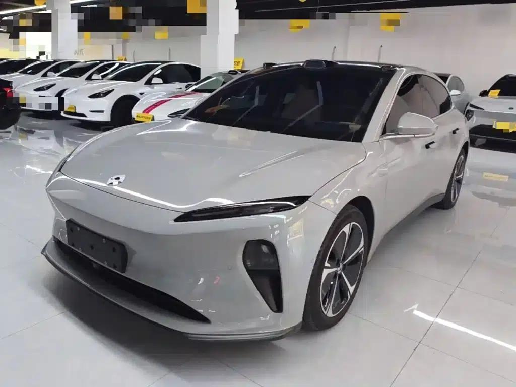 NIO ET5T 2024 Model 75kWh Touring — миниатюра 1