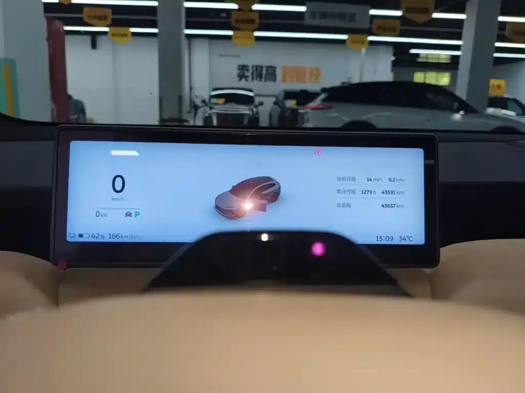 NIO ET5T 2024 Model 75kWh Touring — миниатюра 12