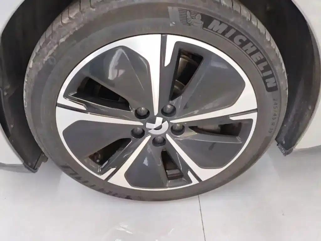 NIO ET5T 2024 Model 75kWh Touring — миниатюра 23