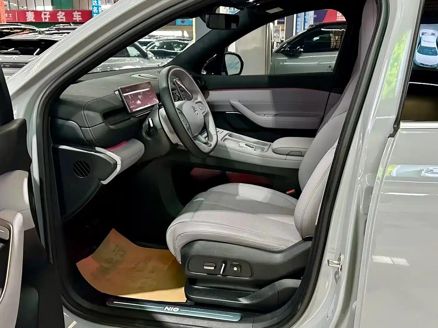 NIO EC6 2023 model 75kWh — миниатюра 9