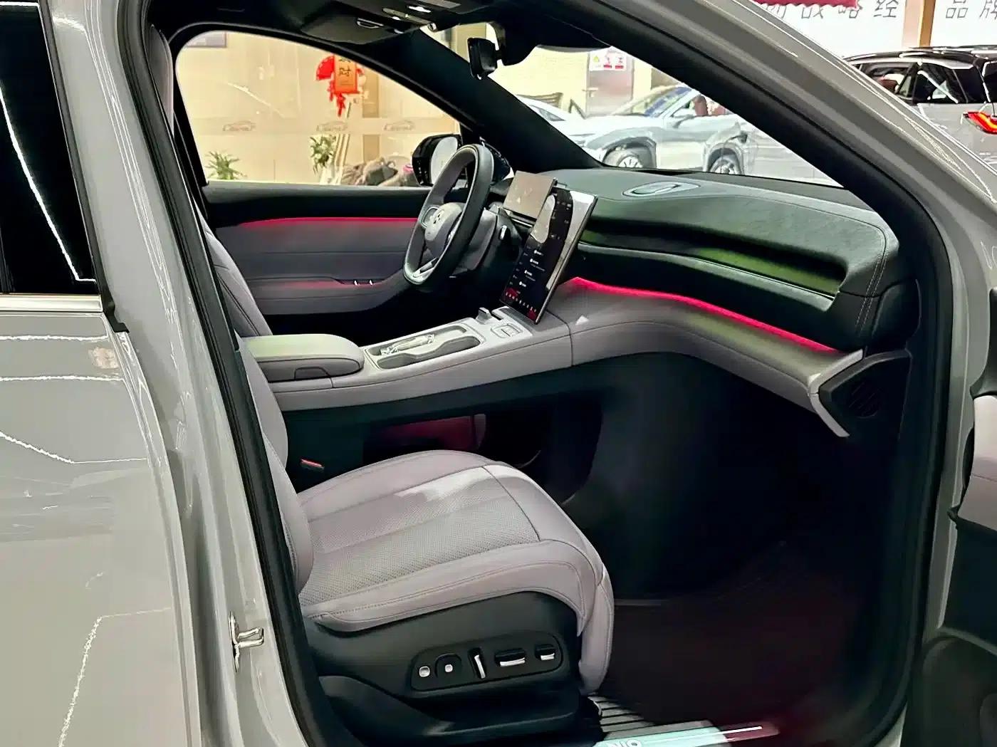 NIO EC6 2023 model 75kWh — миниатюра 10