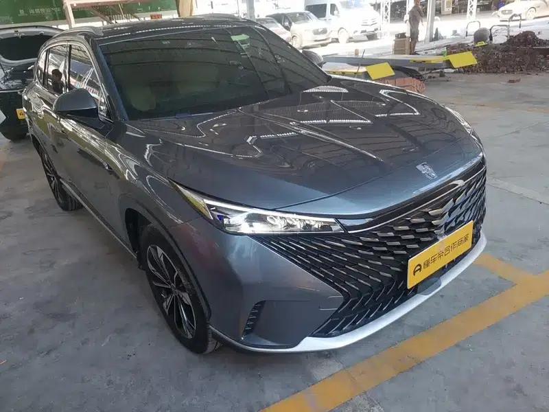 Roewe RX5 2023 Luxury Sliding Screen Edition — миниатюра 2