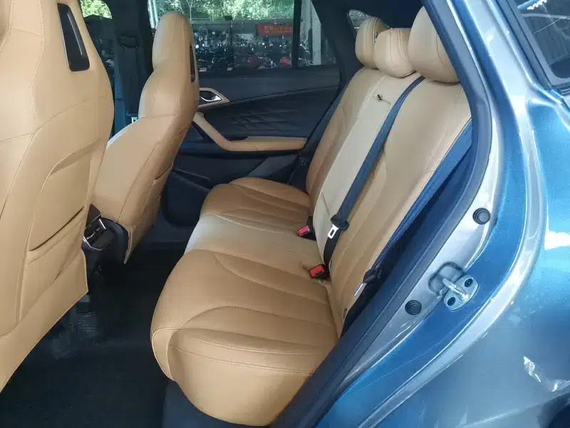 Roewe RX5 2023 Luxury Sliding Screen Edition — миниатюра 12