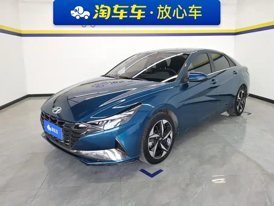 Hyundai Elantra 2021 1.5L CVT LUX Premium Edition — миниатюра 1