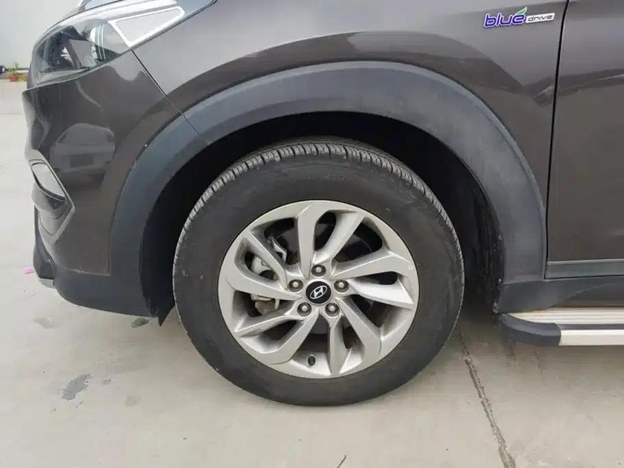 Tucson 2015 1.6T Dual-Clutch Two-Wheel Drive Intelligent Model — миниатюра 6