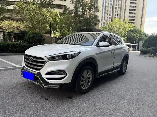 Tucson 2015 1.6T Dual-Clutch Two-Wheel Drive Intelligent Model