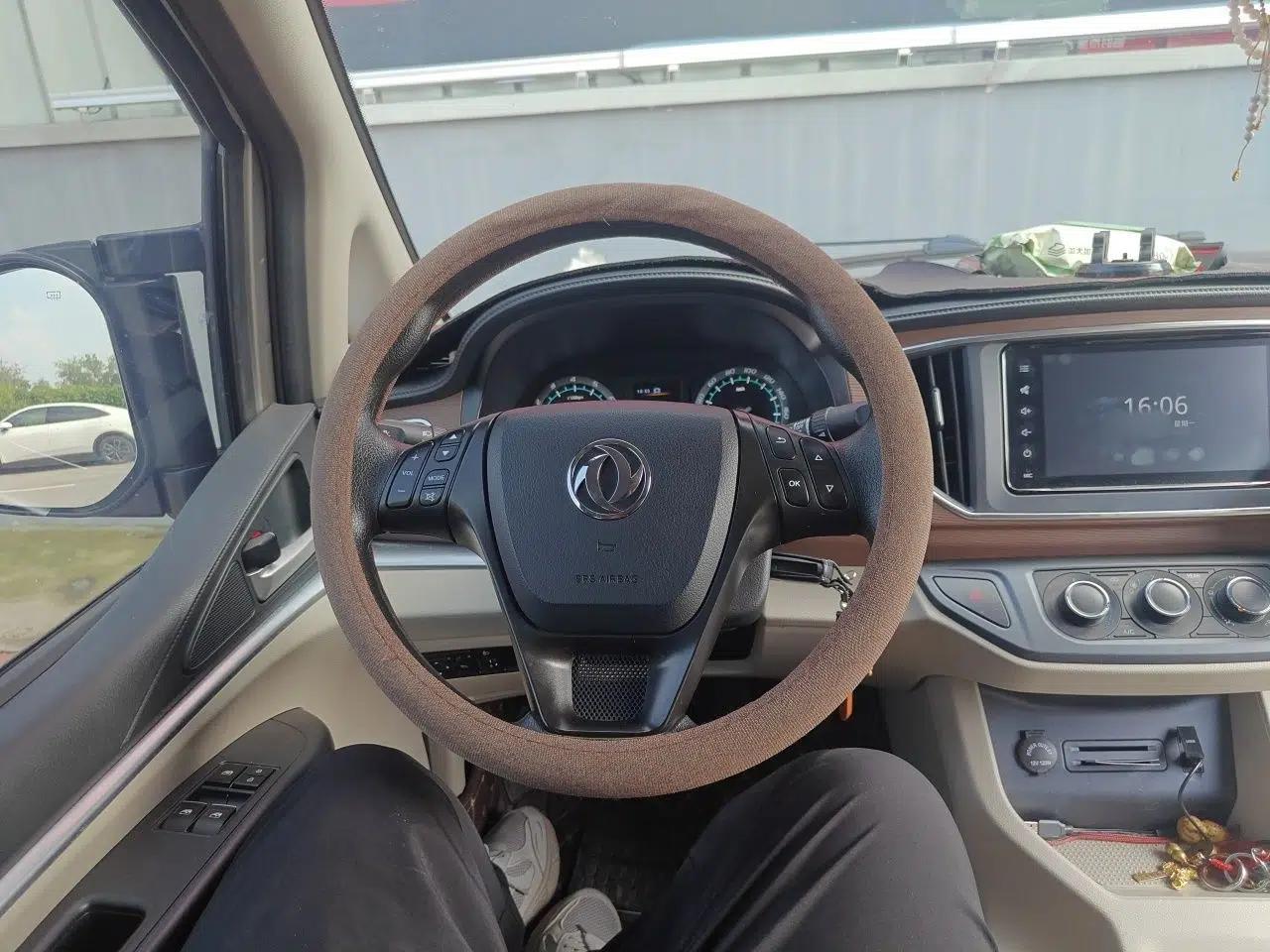 FORTHING Lingzhi 2020 M5L 1.6L Luxury 7-Seater — миниатюра 10
