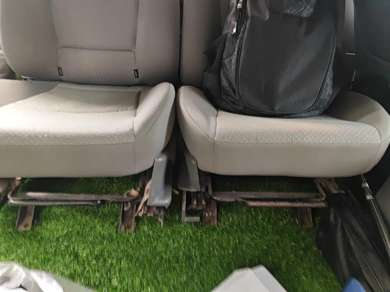 FORTHING Lingzhi 2013 M3 1.6L 7-Seater Comfort Model — миниатюра 17