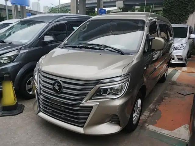 FORTHING Lingzhi 2023 M5L 1.6L Base Model 7 Seats