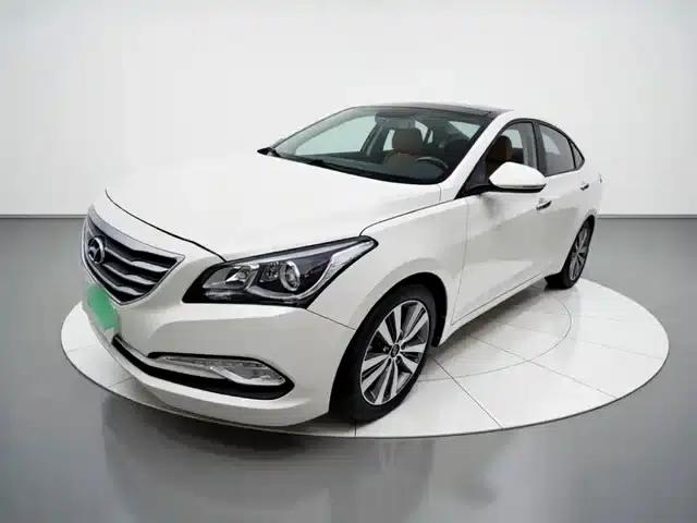 2014 Mistra 1.8L Automatic Premium DLX
