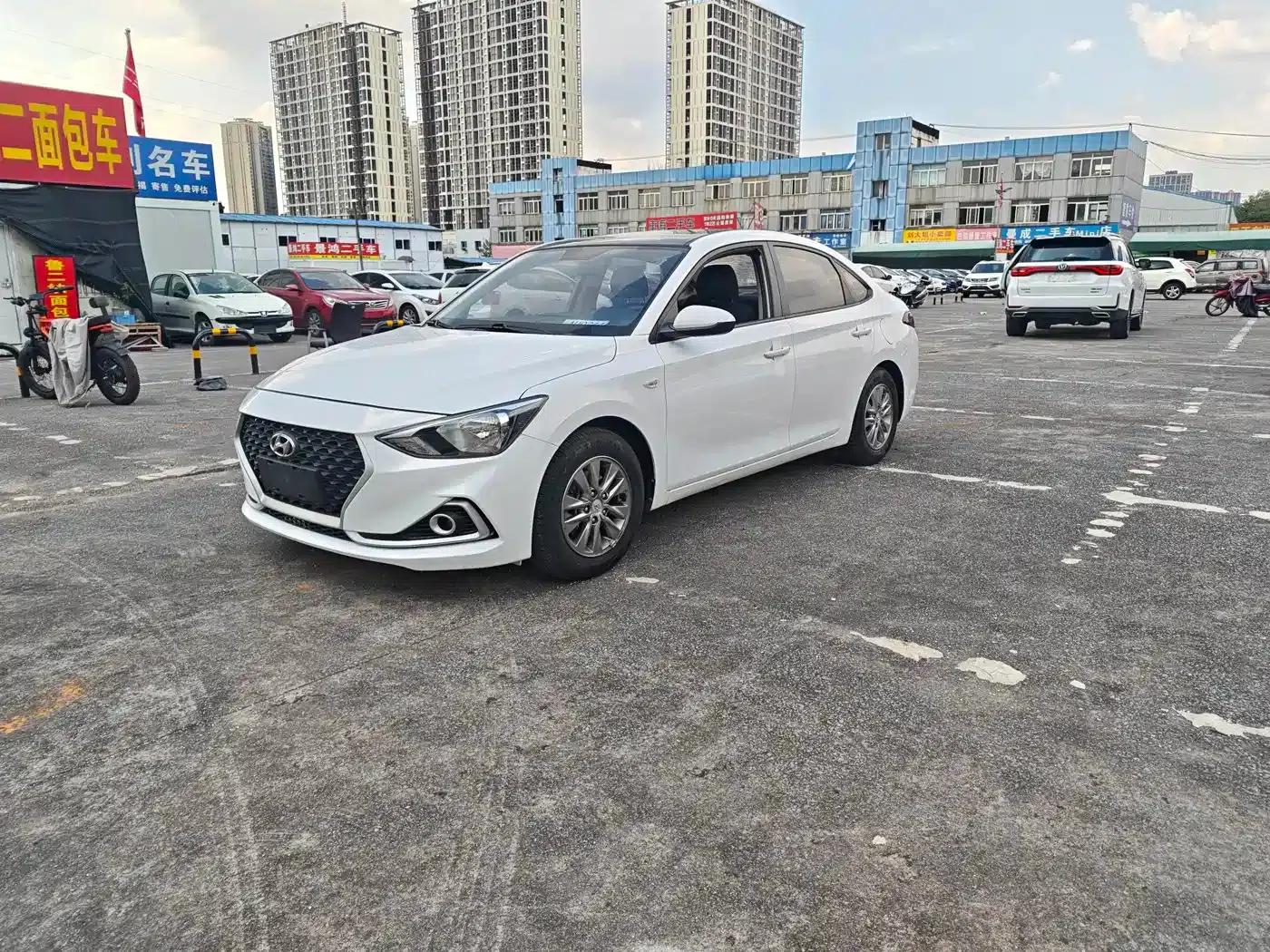 Hyundai Elantra 2017 1.6L Automatic Value Edition GLS — миниатюра 1