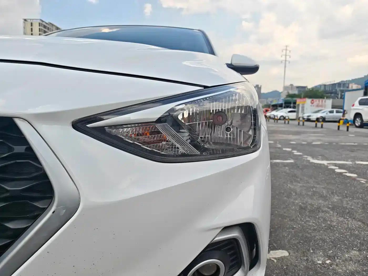 Hyundai Elantra 2017 1.6L Automatic Value Edition GLS — миниатюра 8