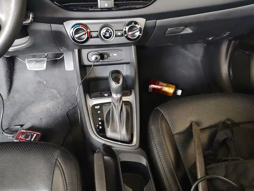 Hyundai Elantra 2020 1.6L Automatic GL Edition — миниатюра 14