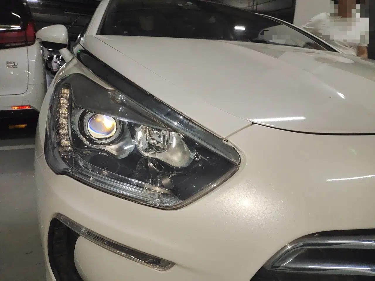 DS 5 2013 1.6T Luxury Edition THP160 — миниатюра 7