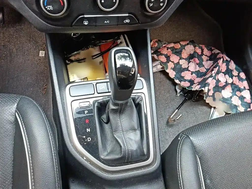 Beijing Hyundai ix25 2015 1.6L Automatic 2WD Smart GLS — миниатюра 7