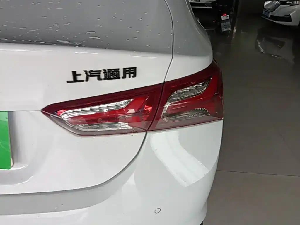 2022 Chevrolet Malibu XL Redline 550T Automatic Sport Edition — миниатюра 8