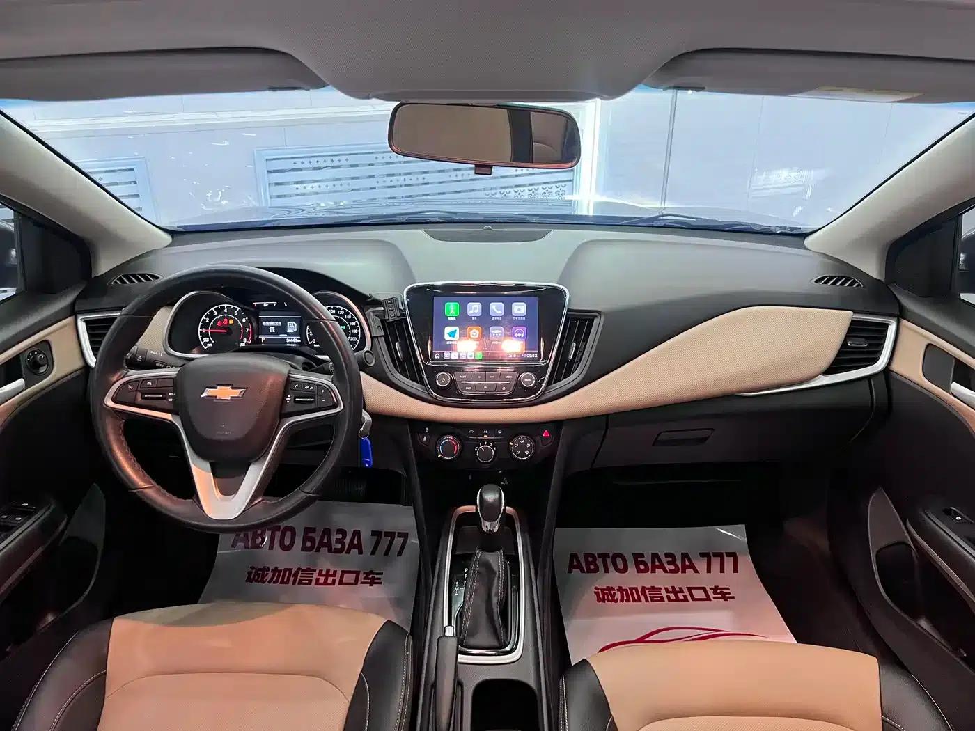 Chevrolet Cruze 2022 320 Automatic Enjoy Sunroof Edition — миниатюра 15