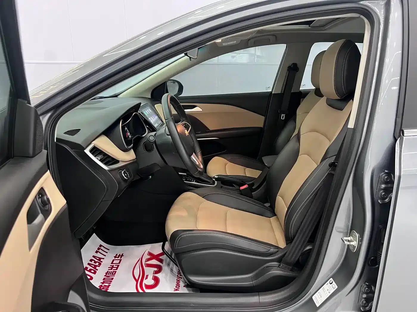 Chevrolet Cruze 2022 320 Automatic Enjoy Sunroof Edition — миниатюра 7