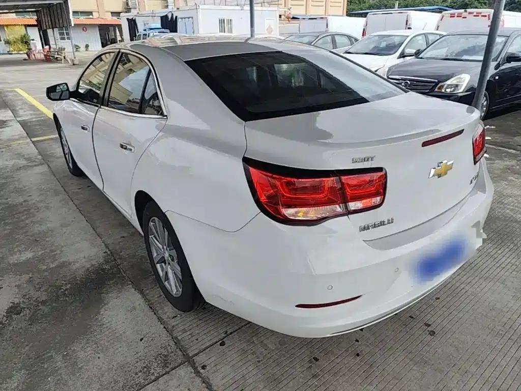2018 Chevrolet Malibu 530T Automatic Luxury Edition — миниатюра 5