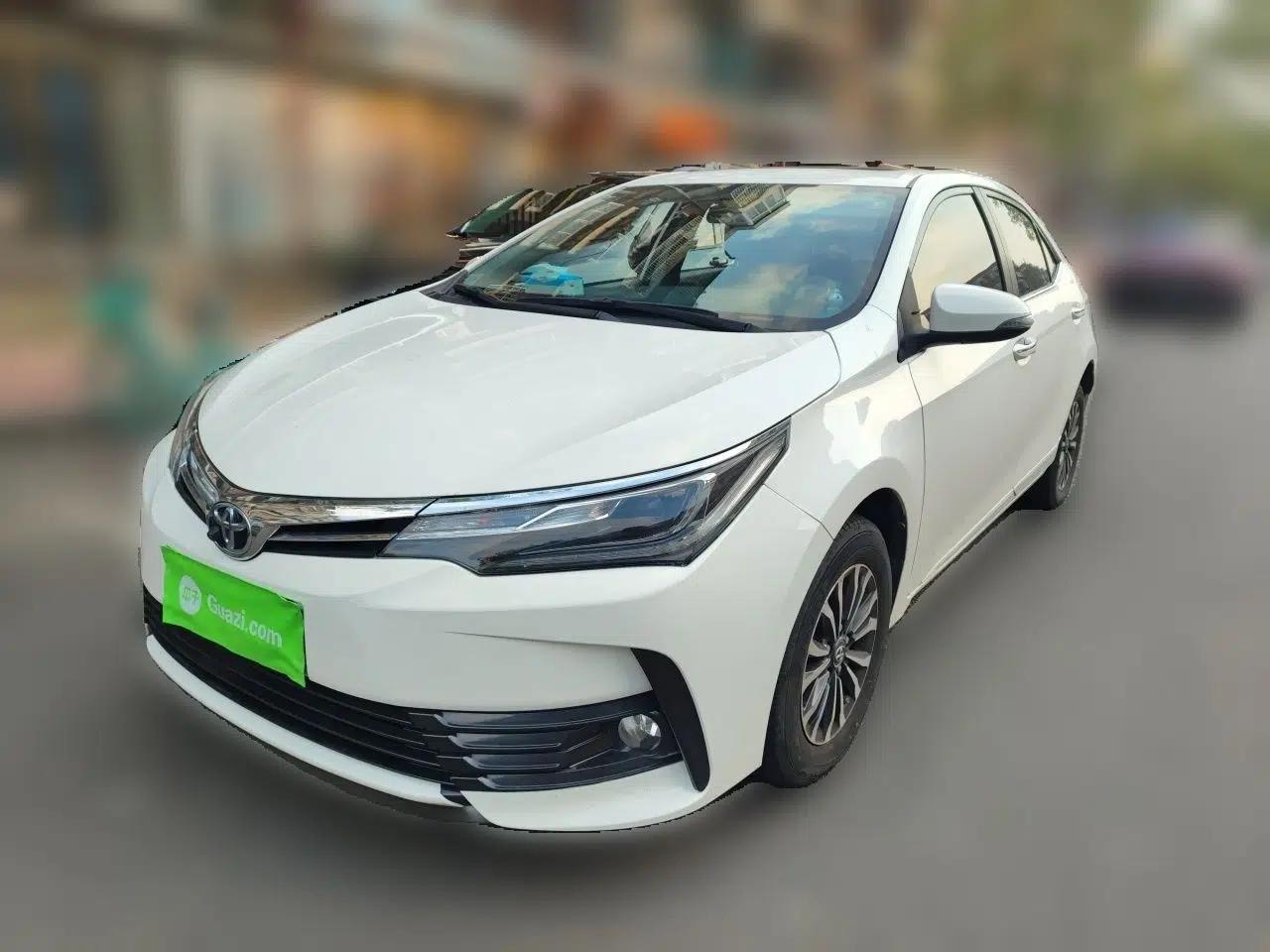Toyota Corolla 2018 1.2T S-CVT GL-i Zhihui Edition — миниатюра 1