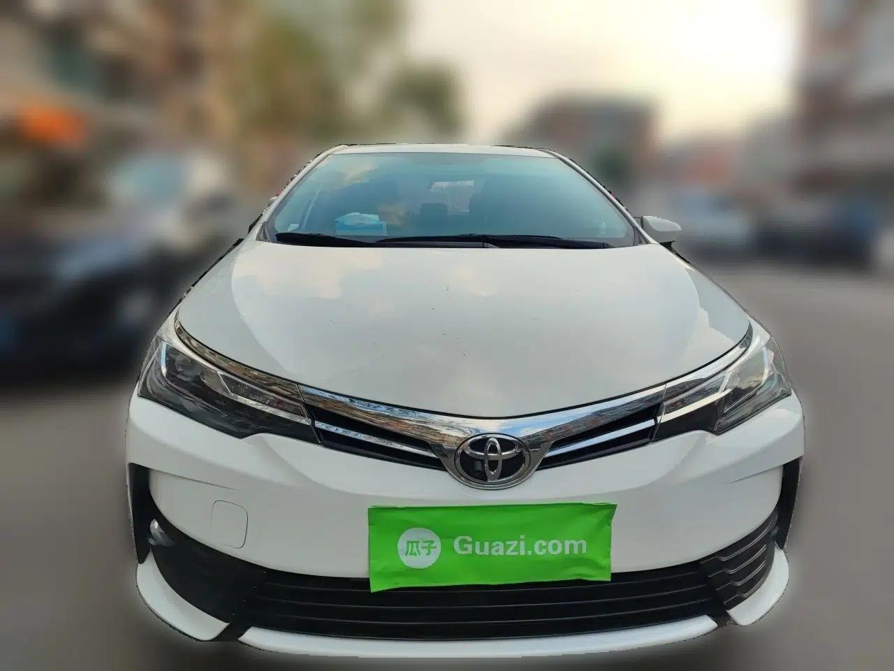 Toyota Corolla 2018 1.2T S-CVT GL-i Zhihui Edition — миниатюра 2