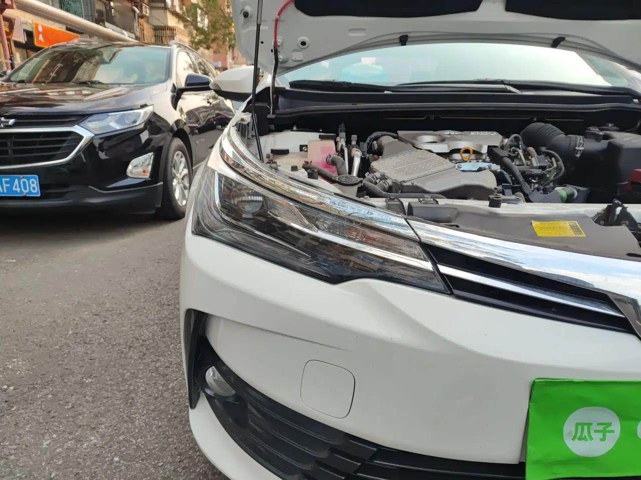 Toyota Corolla 2018 1.2T S-CVT GL-i Zhihui Edition — миниатюра 7