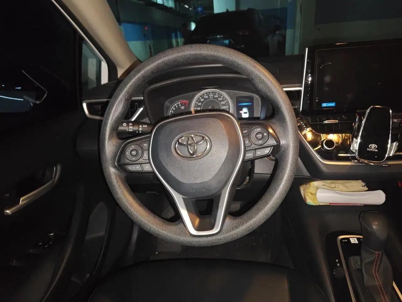 Toyota Corolla 2021 1.2T S-CVT Elite Edition — миниатюра 10