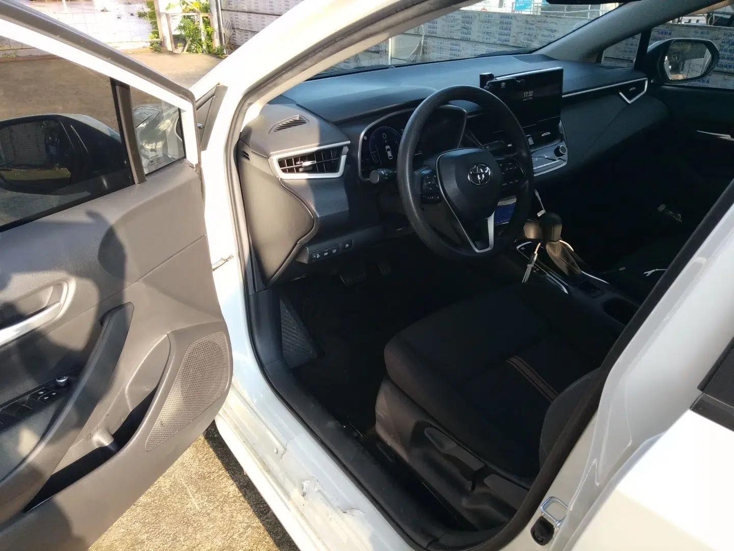 Toyota Levin 2023 Smart Electric Hybrid Dual-Engine 1.8L Luxury Edition — миниатюра 13