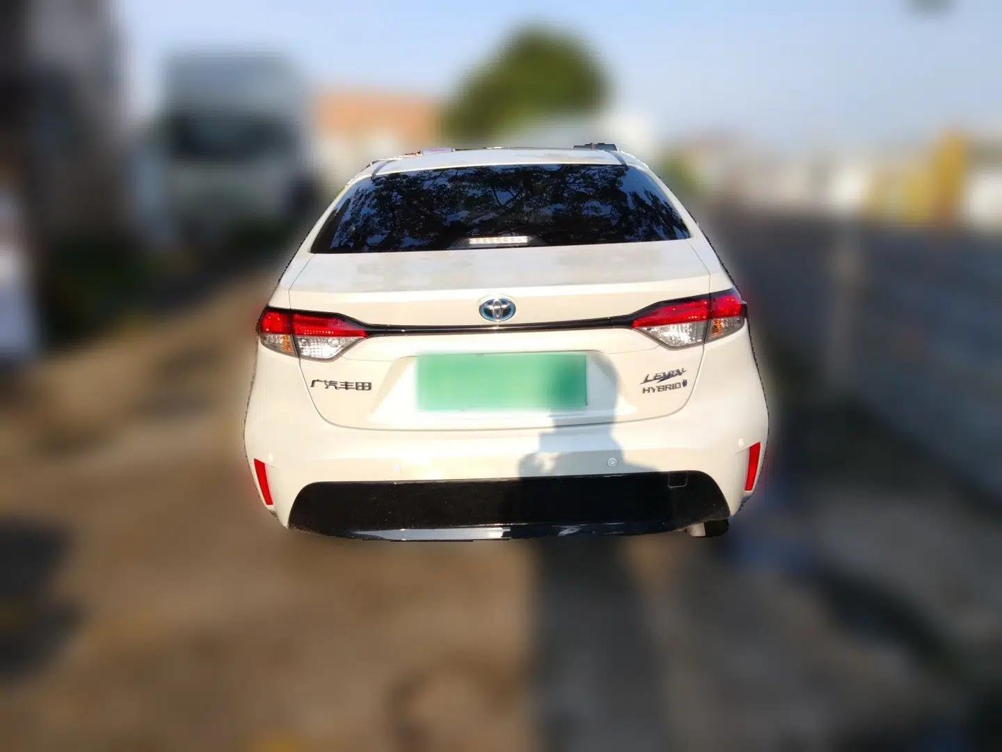 Toyota Levin 2023 Smart Electric Hybrid Dual-Engine 1.8L Luxury Edition — миниатюра 3