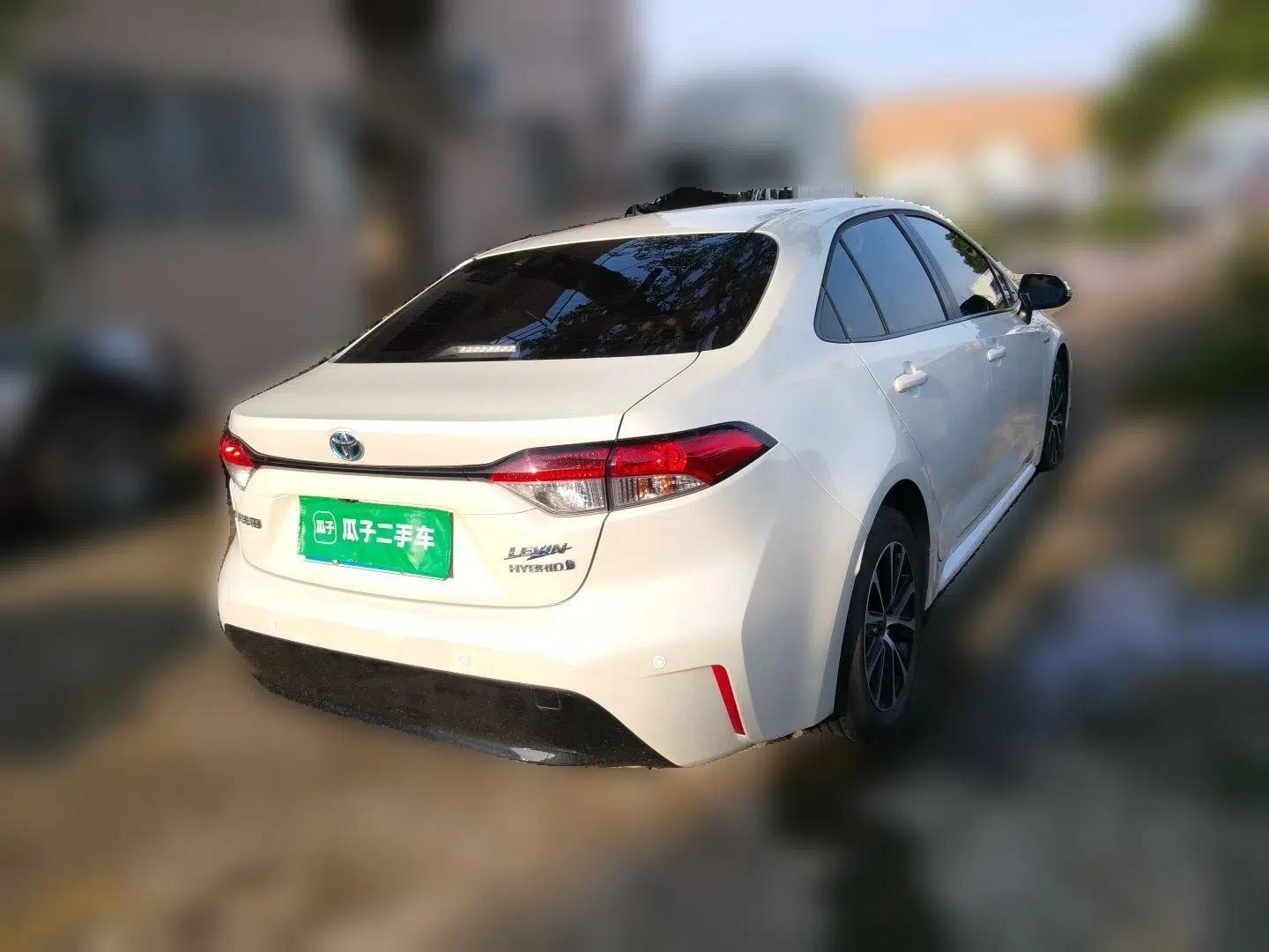 Toyota Levin 2023 Smart Electric Hybrid Dual-Engine 1.8L Luxury Edition — миниатюра 4