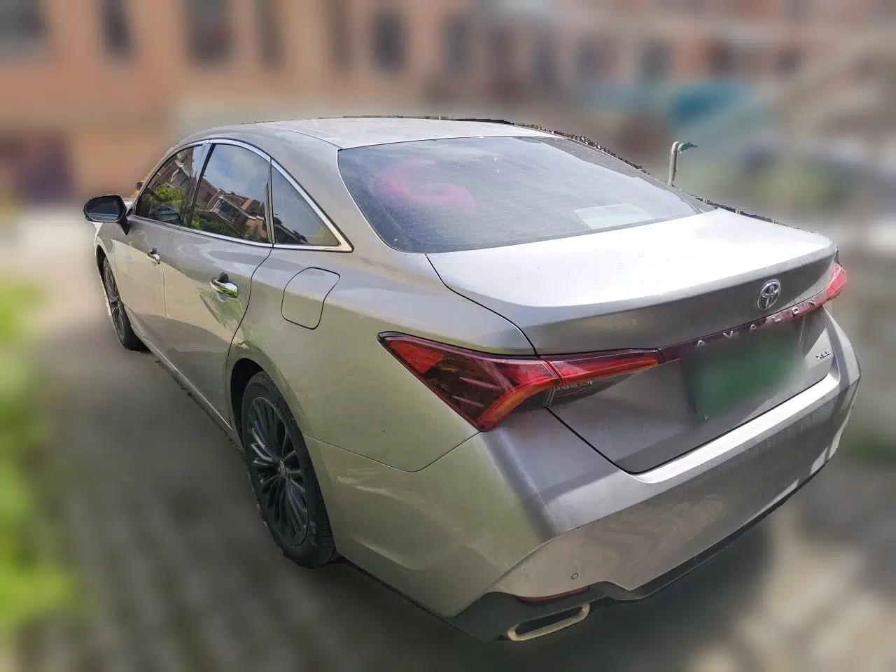 Toyota Avalon 2019 2.0L XLE Premium Edition China VI — миниатюра 4
