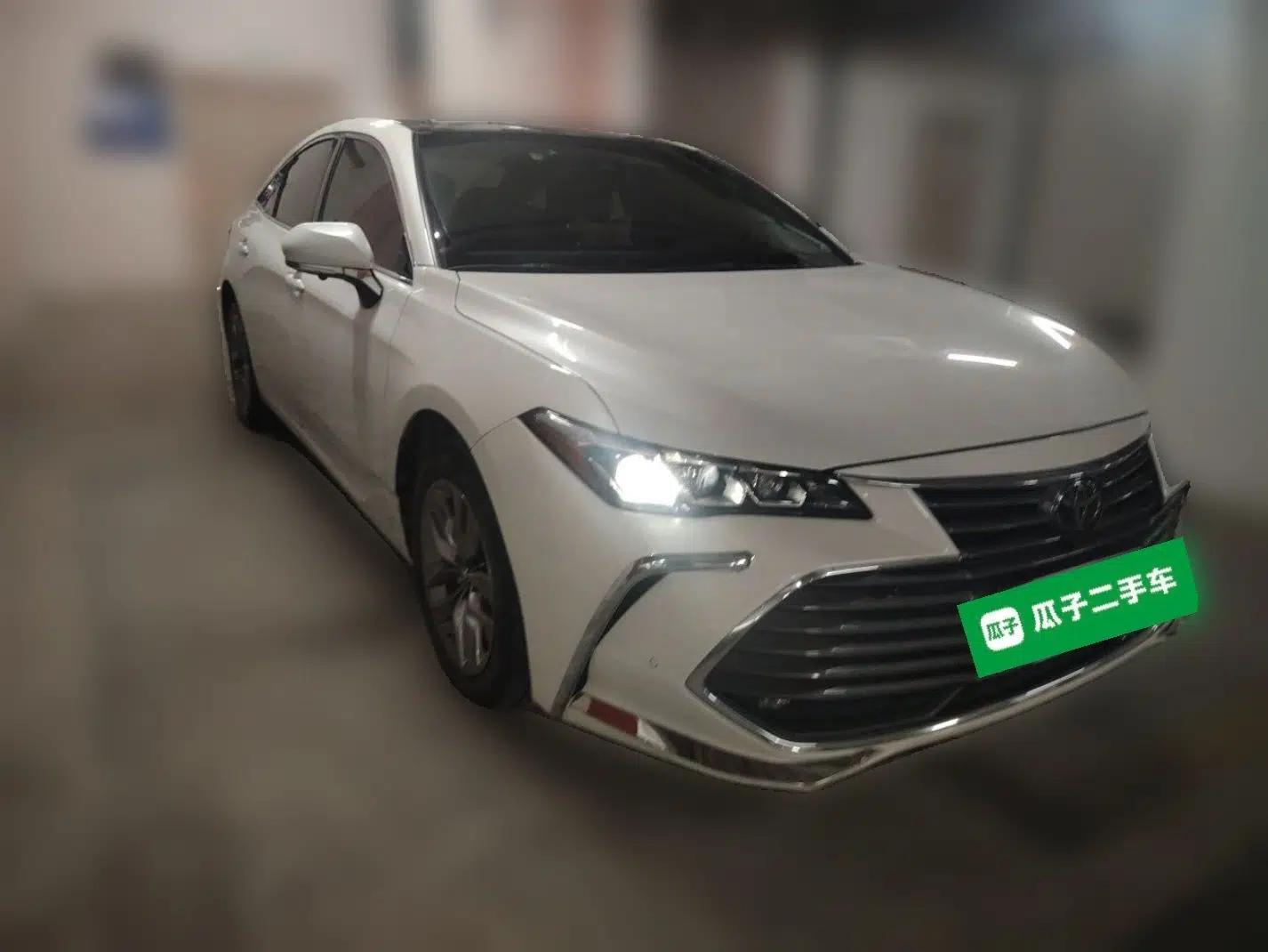 Toyota Avalon 2019 2.0L Ambition Edition China VI — миниатюра 3