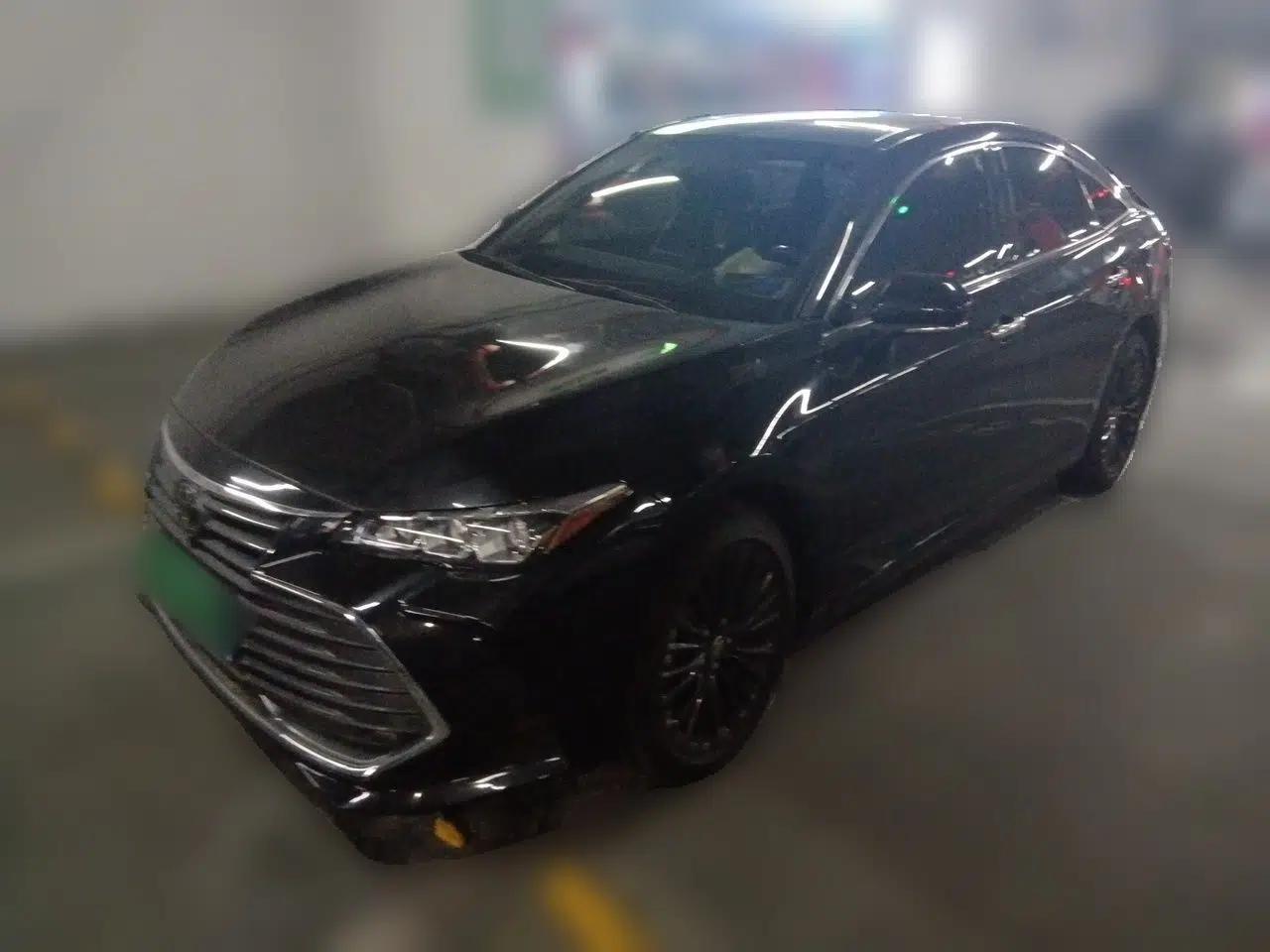 Toyota Avalon 2019 2.0L XLE Premium Edition China VI — миниатюра 1