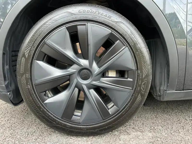 Model Y 2024 Rear-Wheel Drive — миниатюра 9