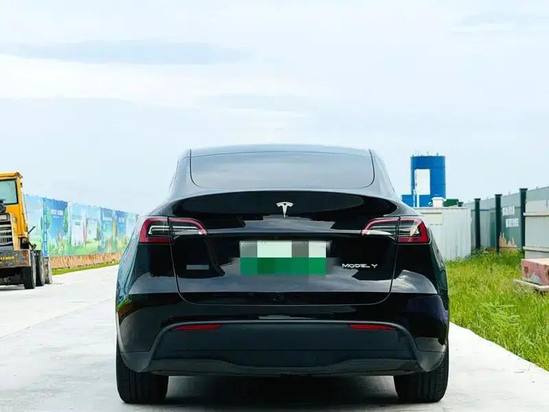 Model Y 2022 Facelift Rear-Wheel Drive Version — миниатюра 5
