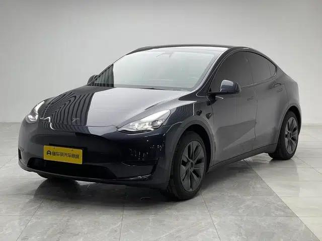 Model Y 2024 Rear-Wheel Drive