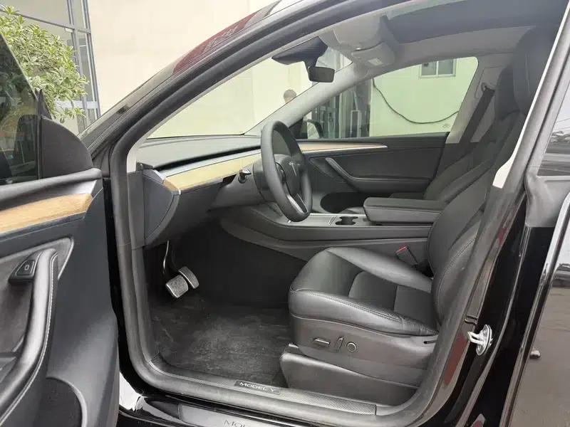 Model Y 2022 Facelift Rear-Wheel Drive Version — миниатюра 8