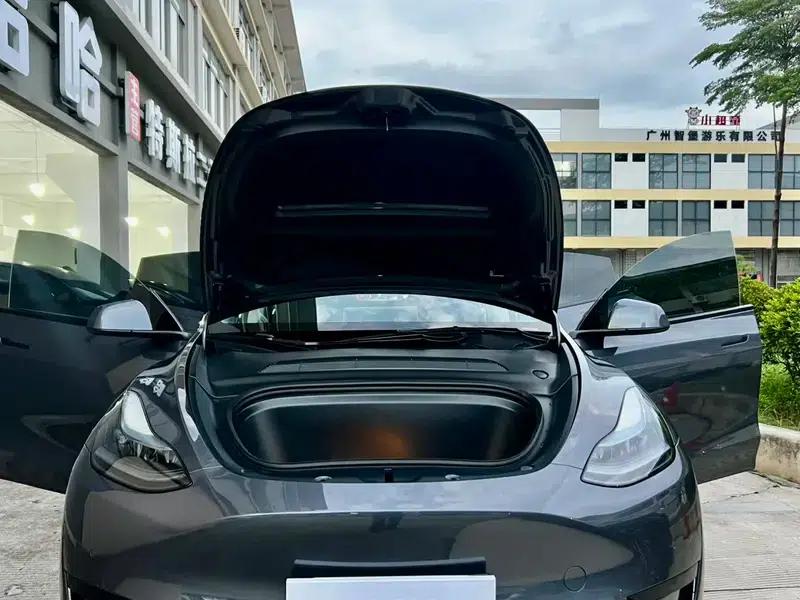 Model Y 2023 Rear-Wheel Drive — миниатюра 35
