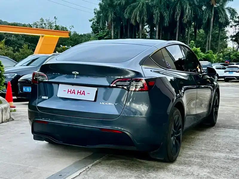 Model Y 2023 Rear-Wheel Drive — миниатюра 5