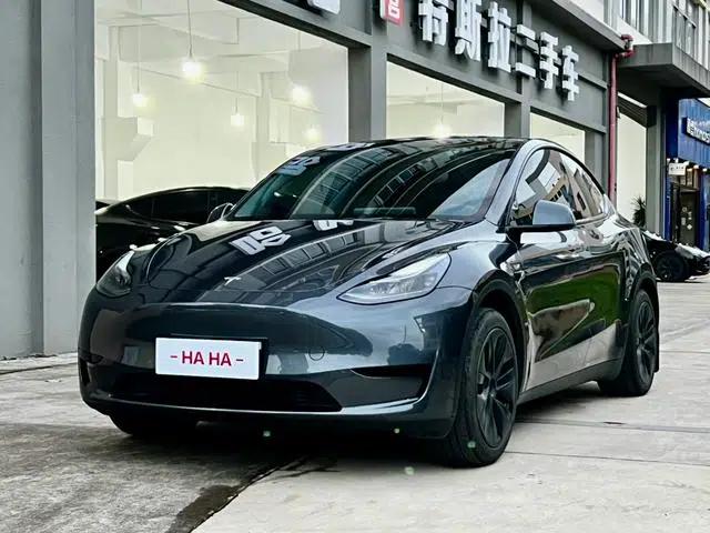 Model Y 2023 Rear-Wheel Drive
