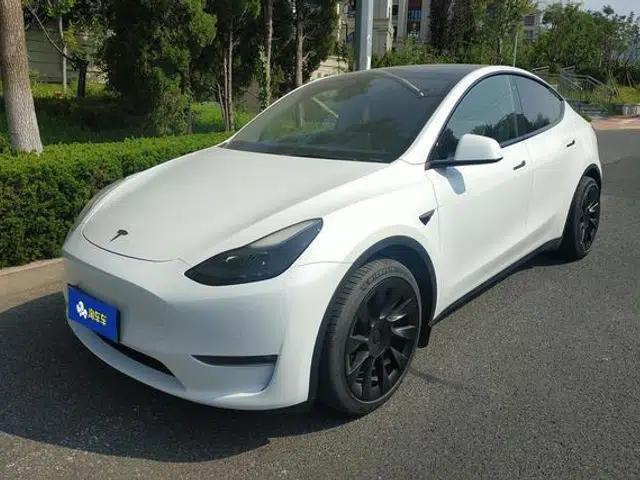 Model Y 2023 Long Range All-Wheel Drive
