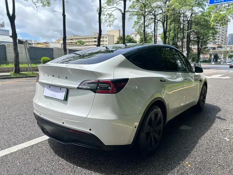 Model Y 2022 Facelift Rear-Wheel Drive Version — миниатюра 6