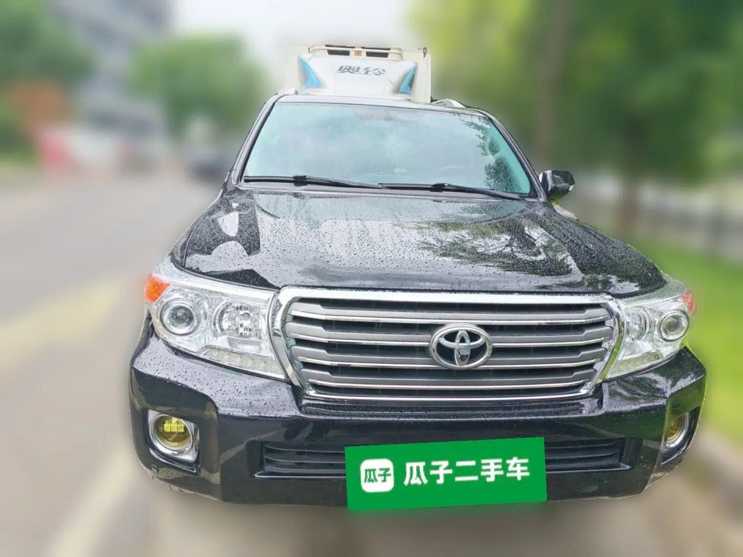 Toyota Land Cruiser Toyota Land Cruiser, 4.0L, Automatic, 5-Seater, Gasoline (Parallel Import) — миниатюра 2
