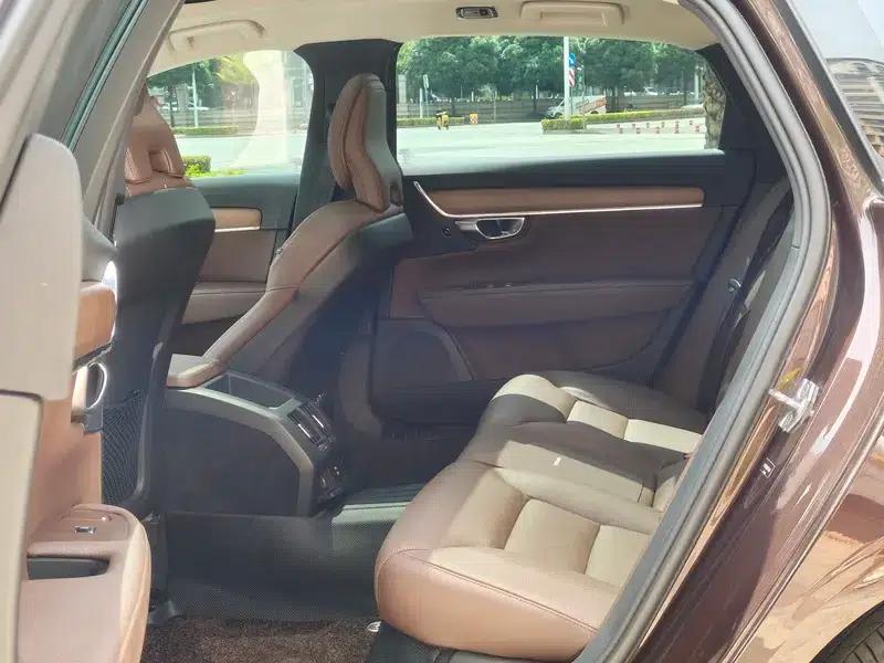 2020 Volvo S90 T5 Inscription Luxury Edition — миниатюра 17